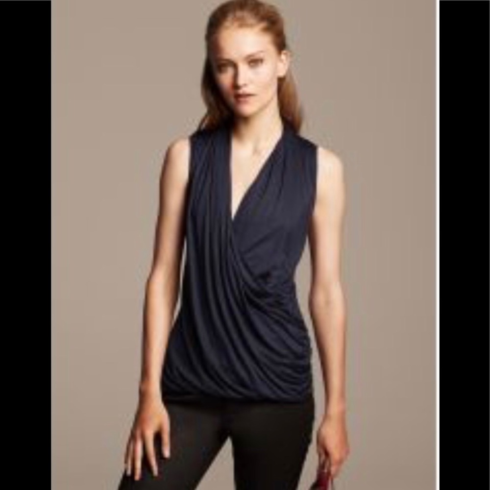 🌷⬇️Banana Republic Black Snitty Faux Wrap Top, XS
